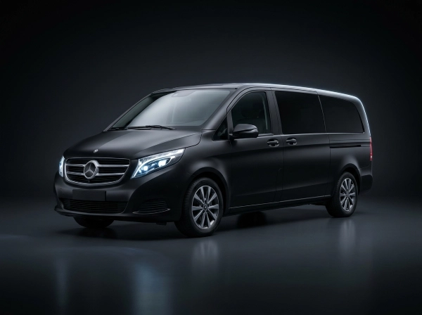 Mercedes V-Class chauffeur car — Groups without compromise.
